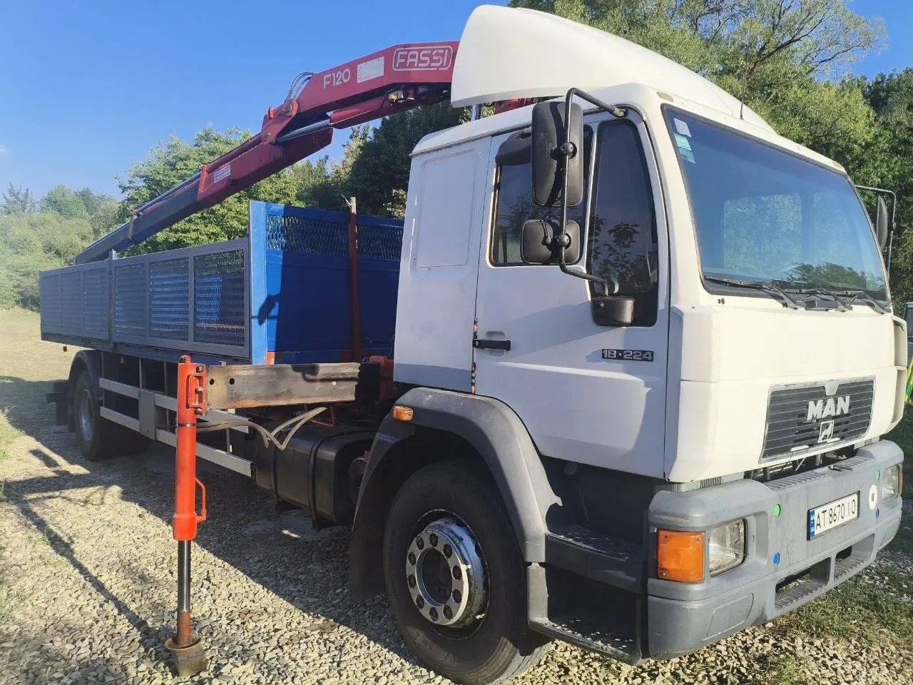 MAN з краном-маніпулятором Fassi F120.2 — PIVTORAK